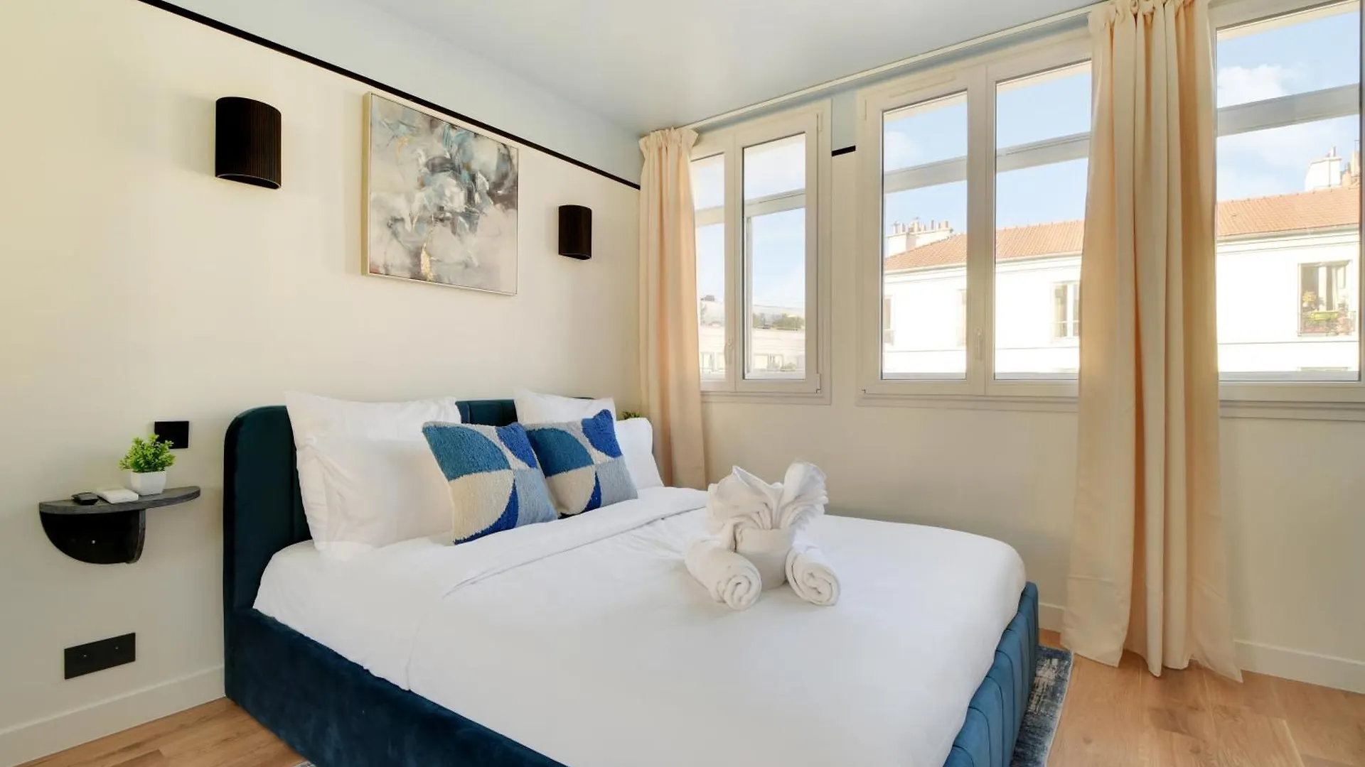 Pick A Flat'S Apartments In Daumesnil - Avenue Du General Bizot Paris