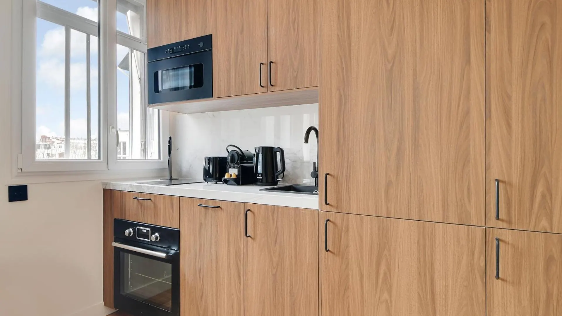 Pick A Flat'S Apartments In Daumesnil - Avenue Du General Bizot Paris