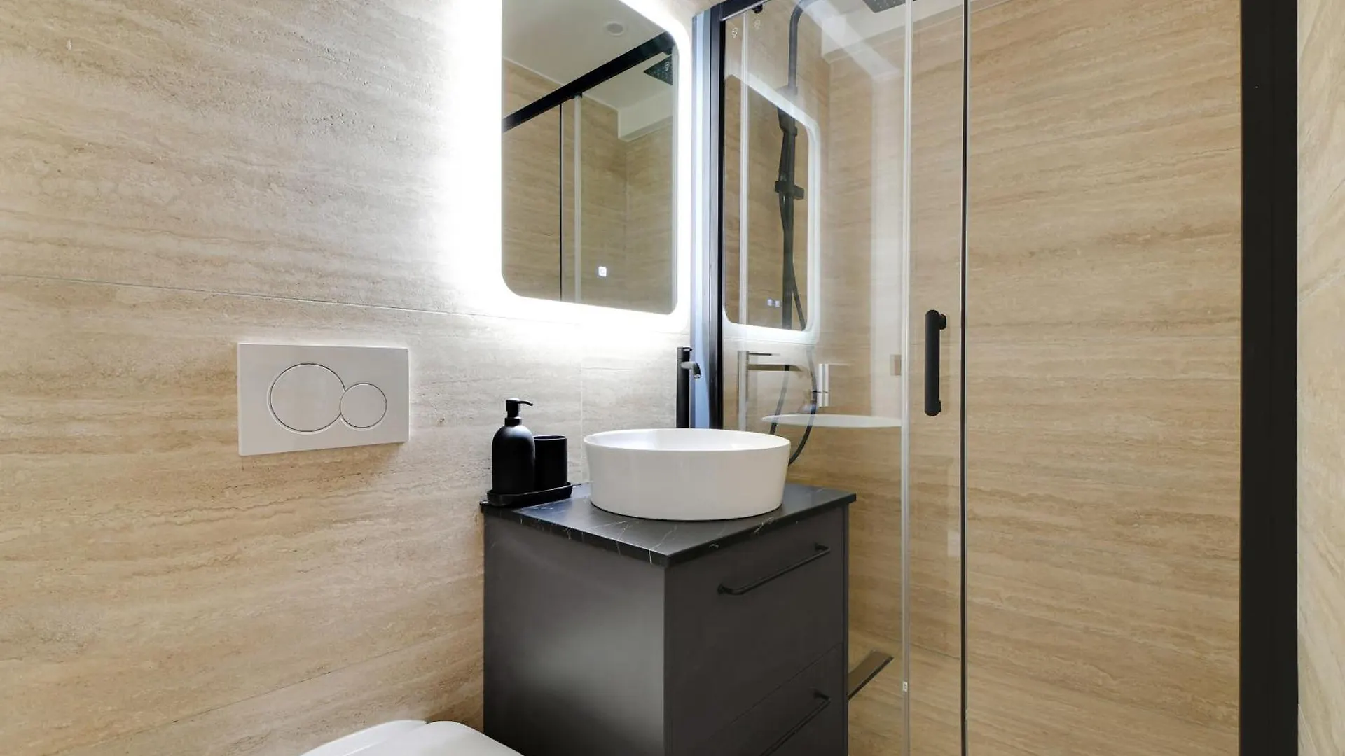 Pick A Flat'S Apartments In Daumesnil - Avenue Du General Bizot Paris Fransa