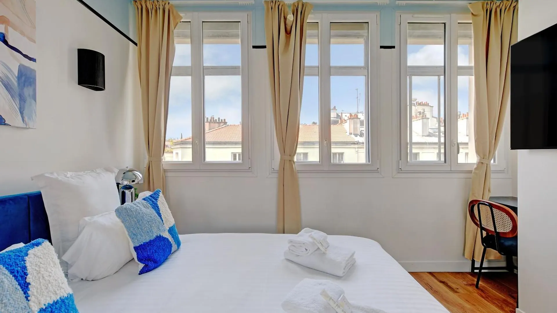 Pick A Flat'S Apartments In Daumesnil - Avenue Du General Bizot Paris