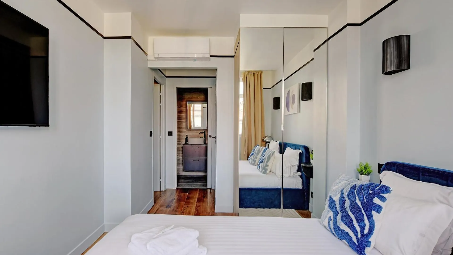 Pick A Flat'S Apartments In Daumesnil - Avenue Du General Bizot Paris
