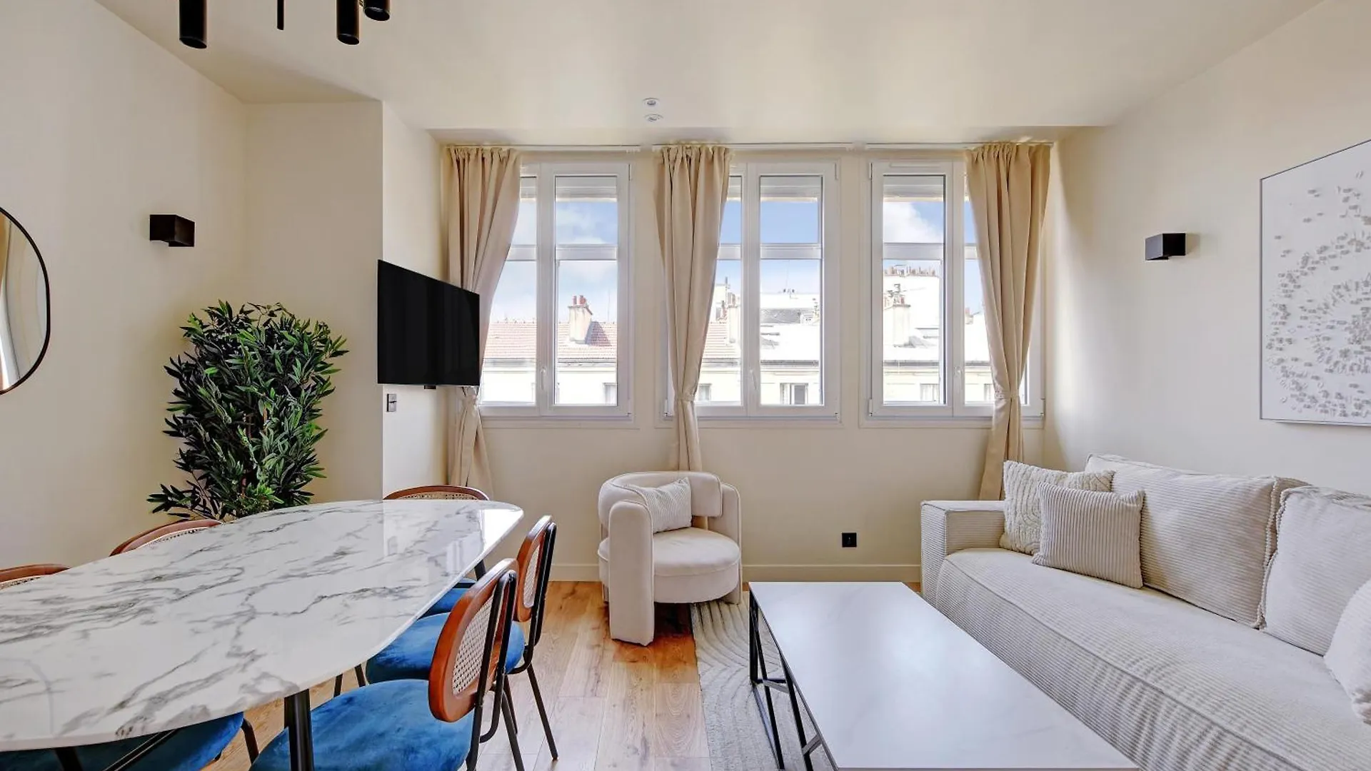 Pick A Flat'S Apartments In Daumesnil - Avenue Du General Bizot Paris