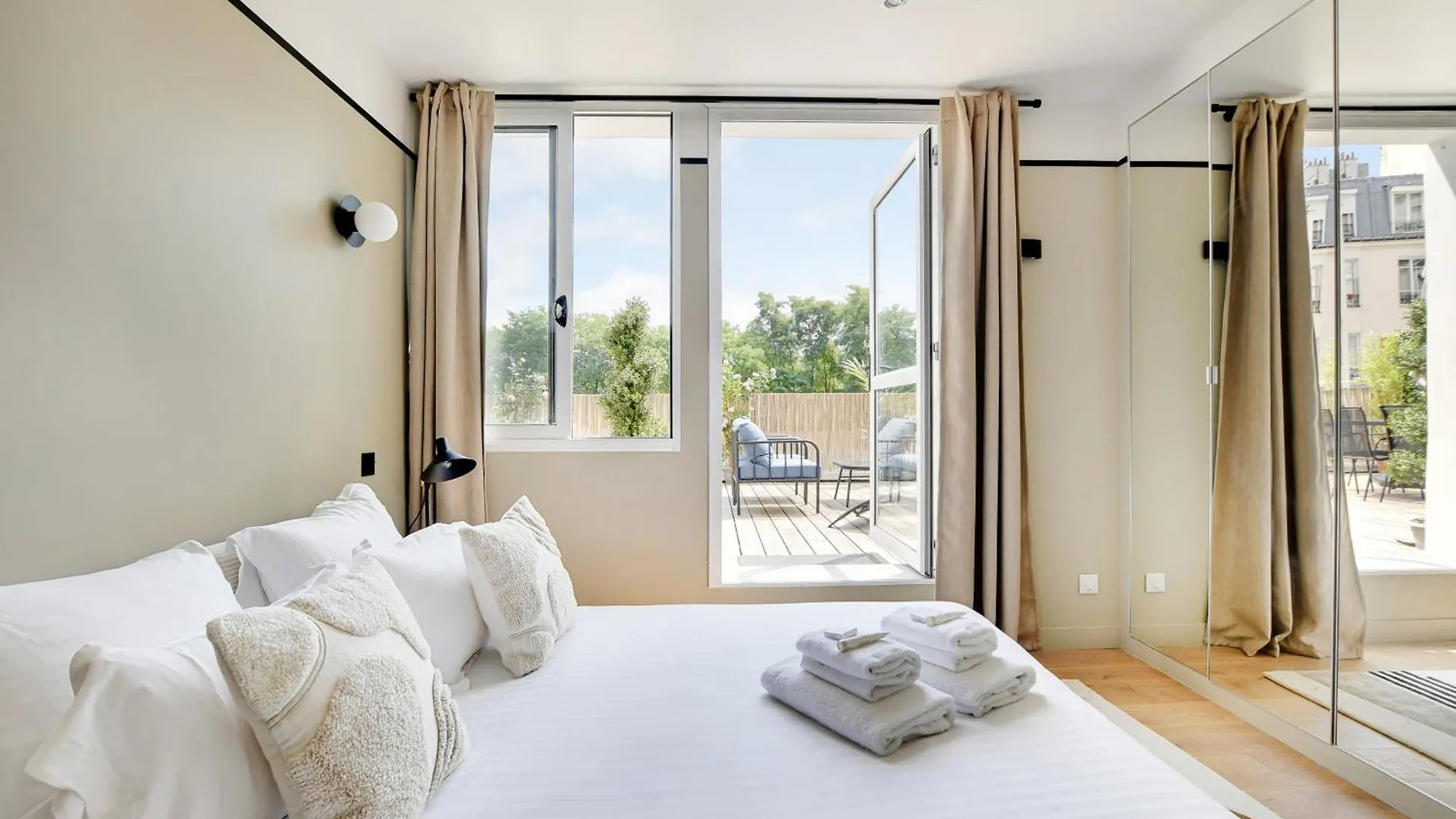Pick A Flat'S Apartments In Daumesnil - Avenue Du General Bizot Paris