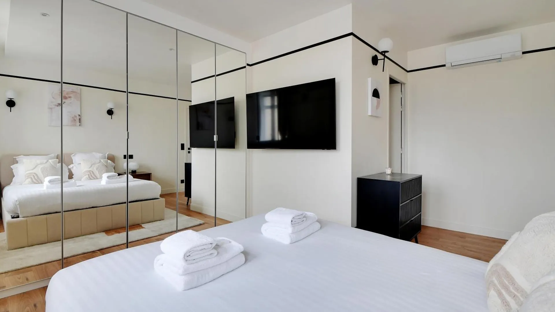 Pick A Flat'S Apartments In Daumesnil - Avenue Du General Bizot Paris